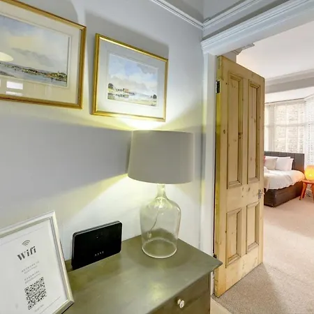 Cool 2 Bedroom Hg1 Free Parking Harrogate