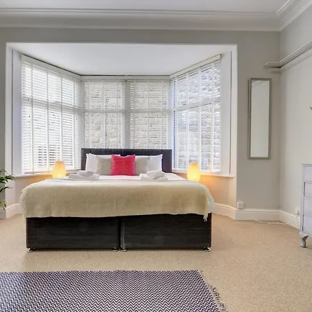 Lägenhet Cool 2 Bedroom Hg1 Free Parking Harrogate