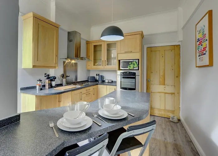 Cool 2 Bedroom Hg1 Free Parking 아파트