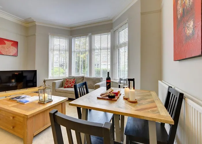 Cool 2 Bedroom Hg1 Free Parking 아파트 *