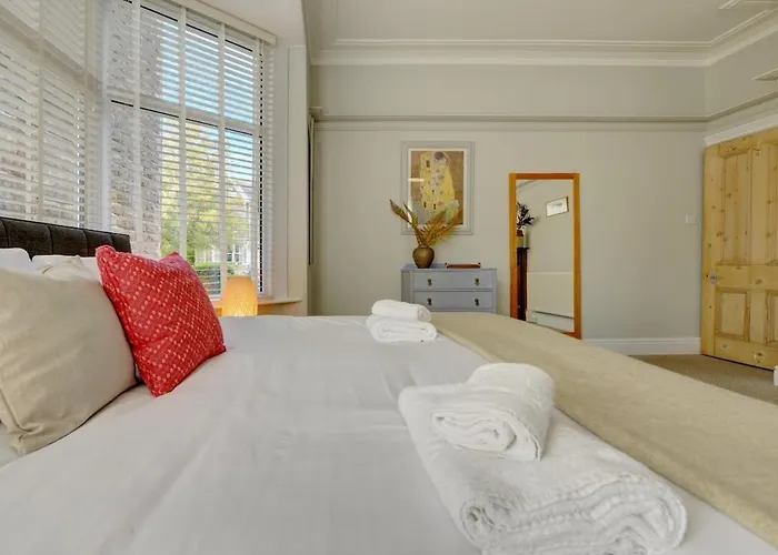 Cool 2 Bedroom Hg1 Free Parking *